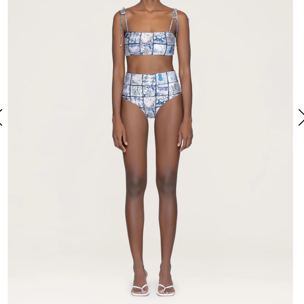 NWT Agua By Agua Bendita

Multicolor Magenta Porcelana High Waist Swim set
